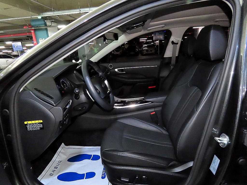 HYUNDAI Sonata - Vista 6