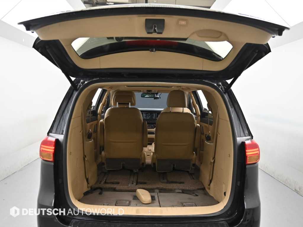 KIA Carnival 2017 Negro - Importación desde Corea - HF Imports Iquique - Foto 19