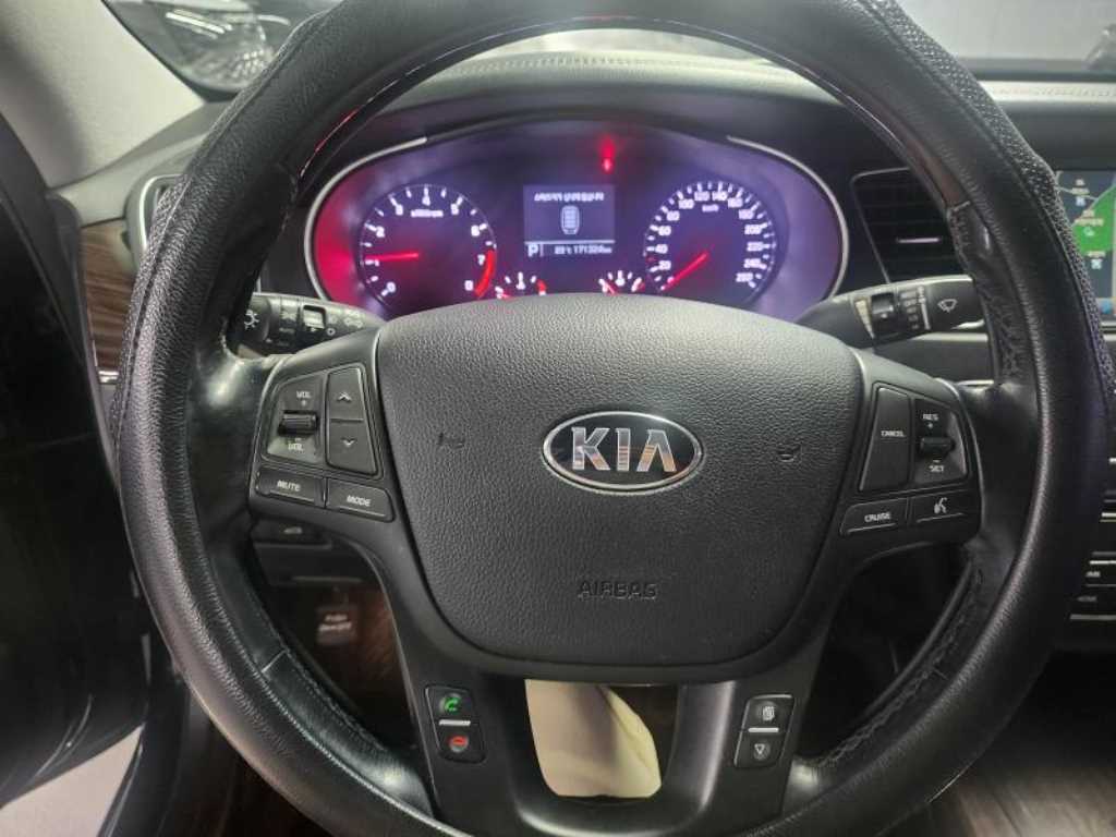 KIA K7 - Vista 12