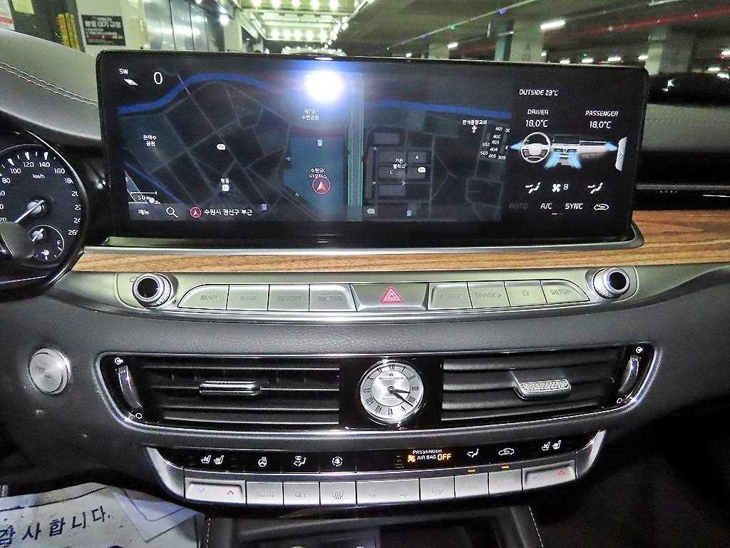 KIA K9 - Vista 11