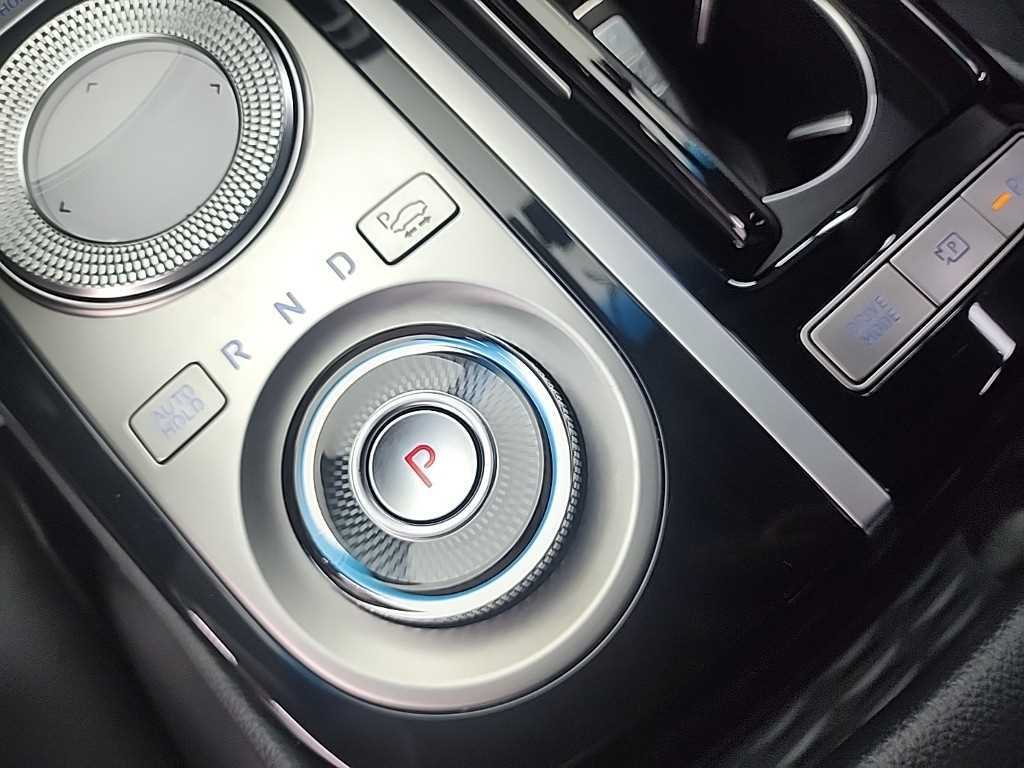 Genesis G80 - Vista 8