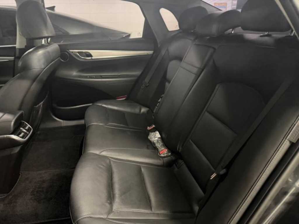 HYUNDAI Grandeur - Vista 7