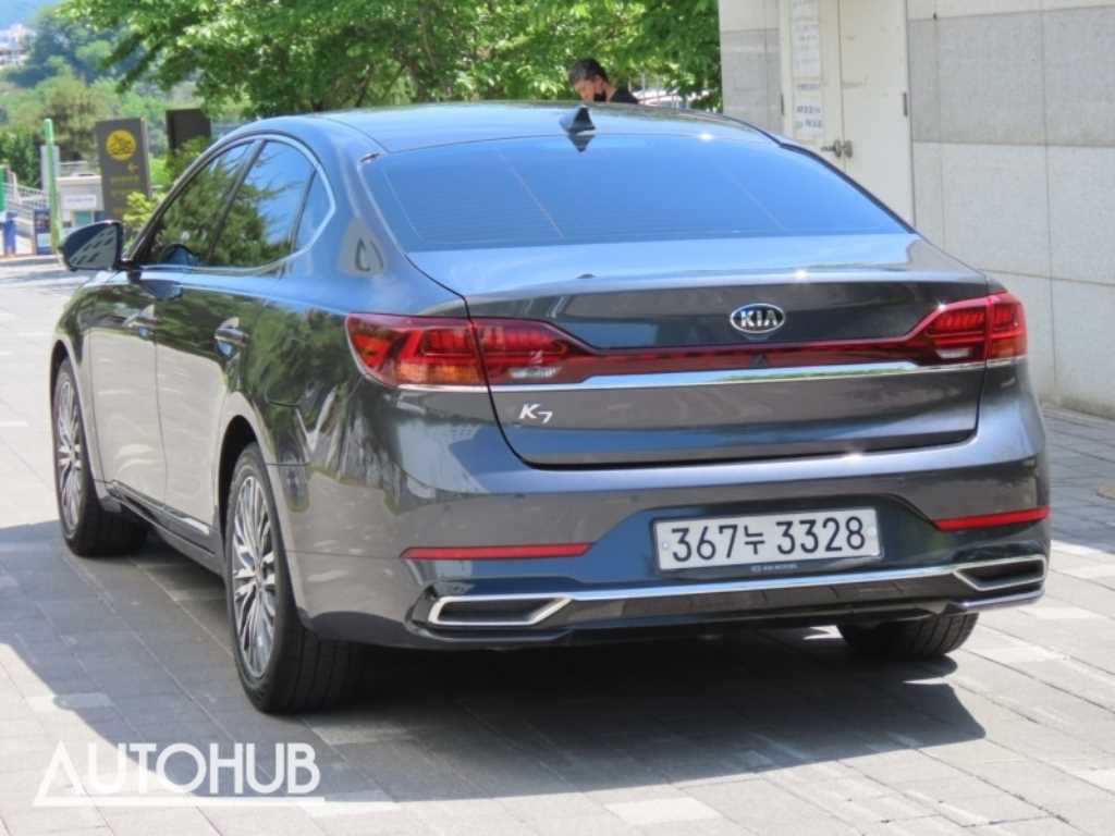 KIA K7 - Vista 4