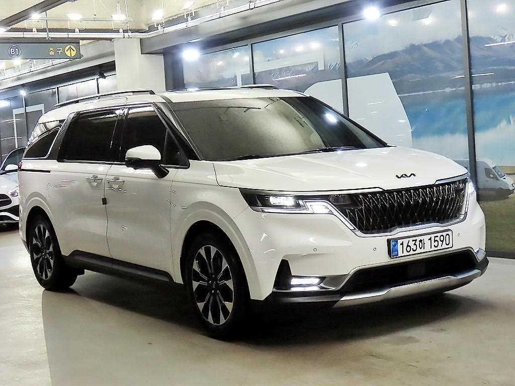 KIA Carnival 2021 Blanco - Importación desde Corea - HF Imports Iquique - Foto 1
