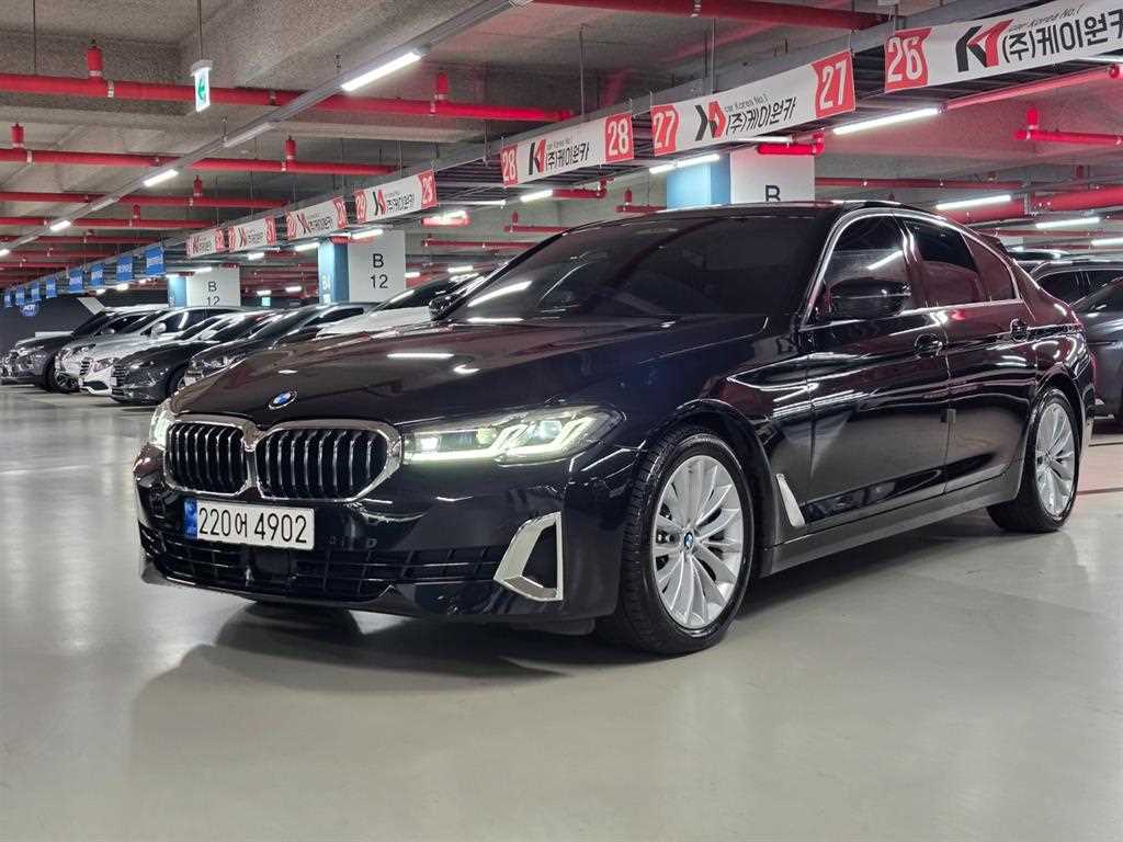 BMW 5 Series 2023 Negro - Importación desde Corea - HF Imports Iquique - Foto 1