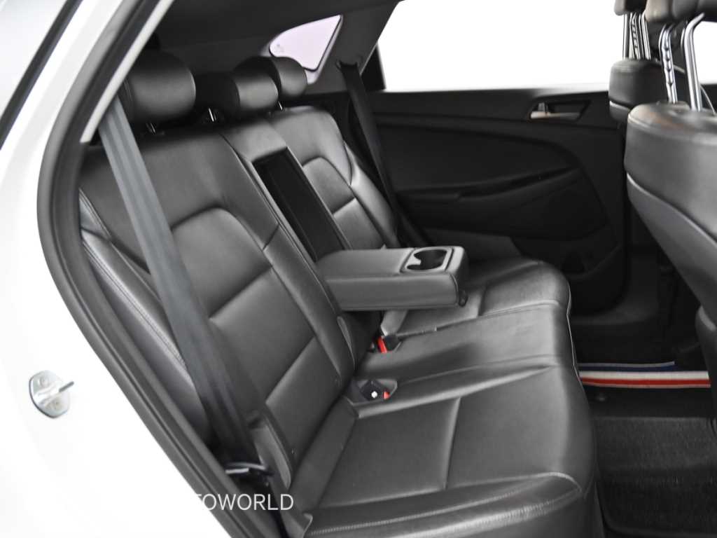 HYUNDAI Tucson - Vista 12