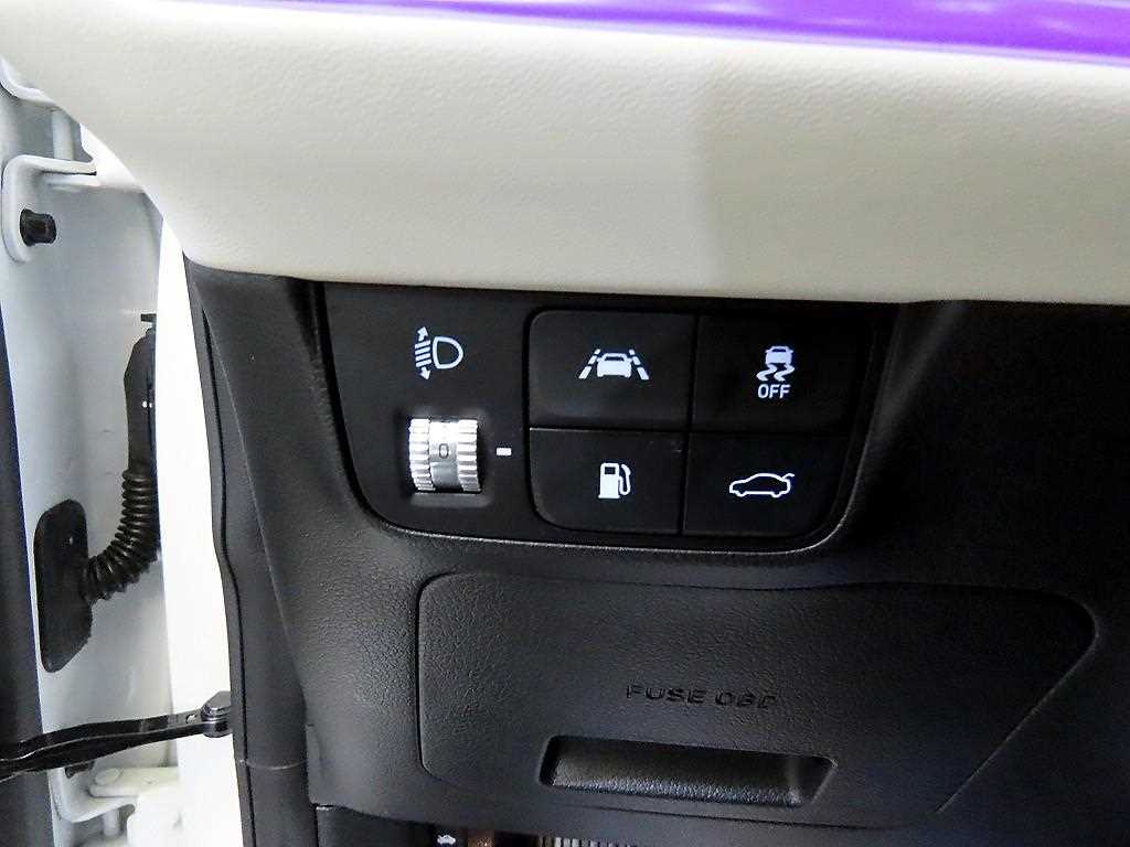 HYUNDAI Grandeur 2022 Blanco - Importación desde Corea - HF Imports Iquique - Foto 13
