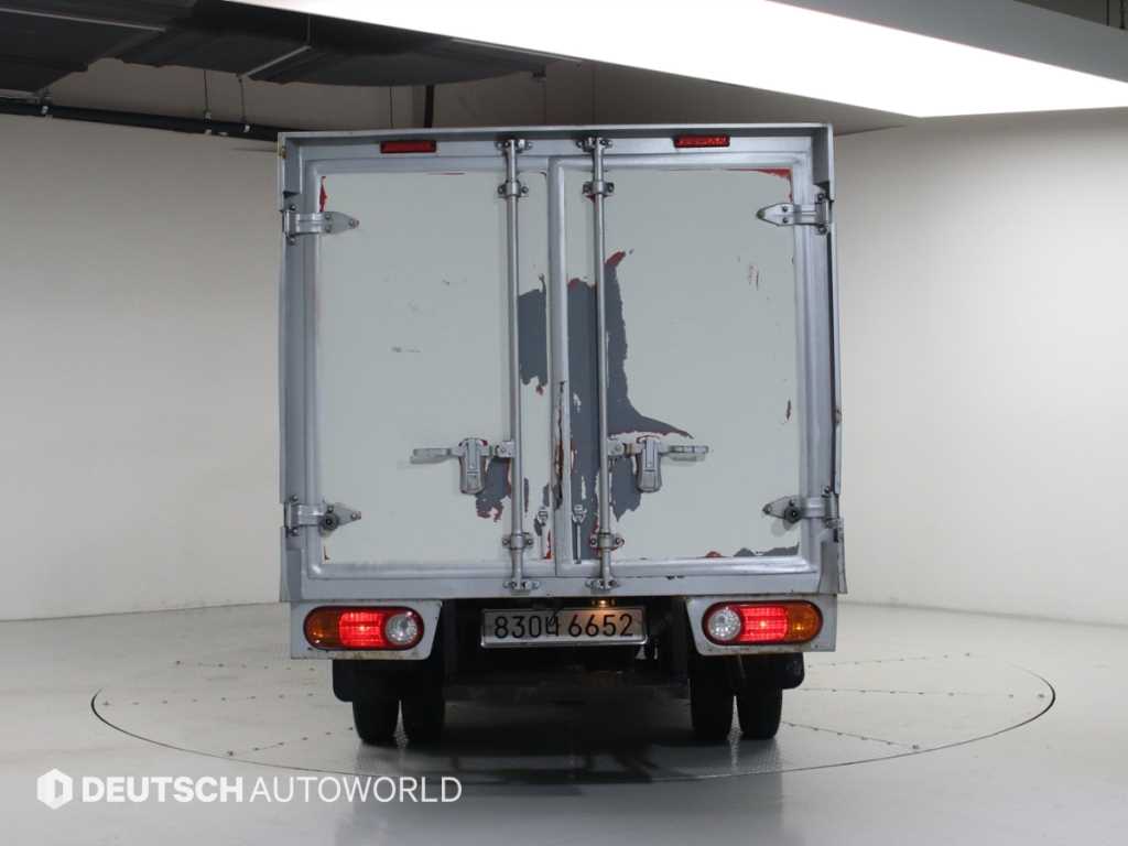 Small Truck Cargo (small) - Vista 4
