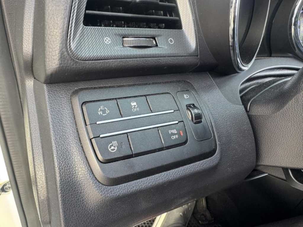 Ssangyong Tivoli - Vista 10