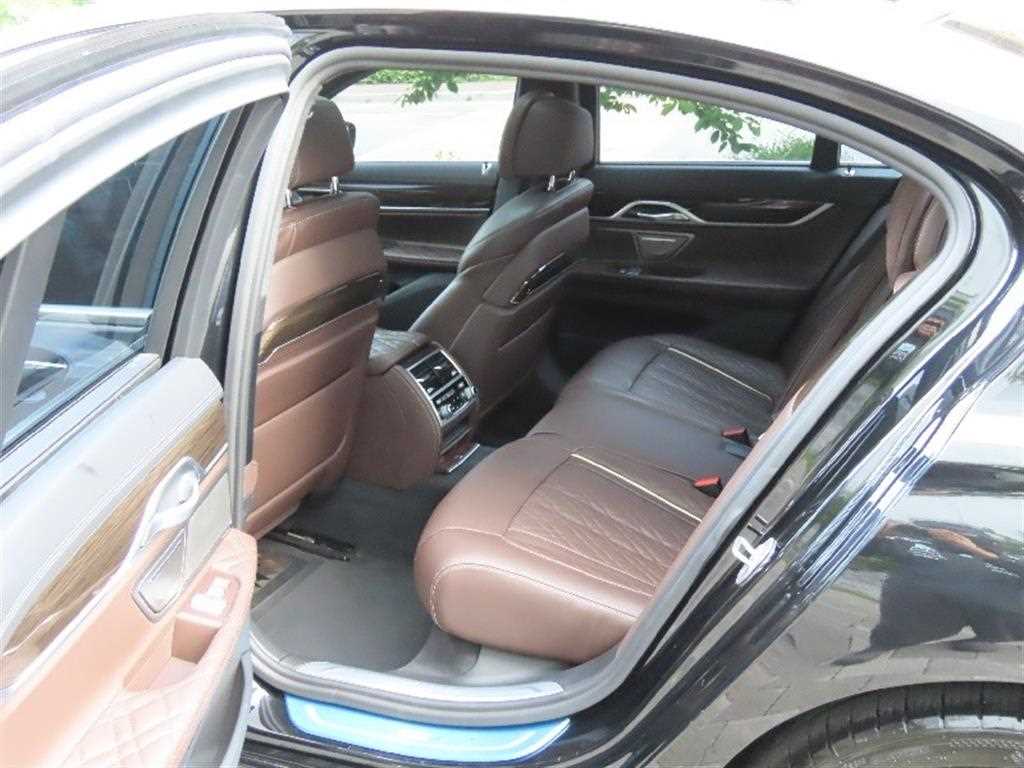 BMW 7 Series 2021 Negro - Importación desde Corea - HF Imports Iquique - Foto 14