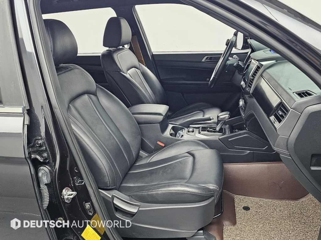 Ssangyong Rexton - Vista 10