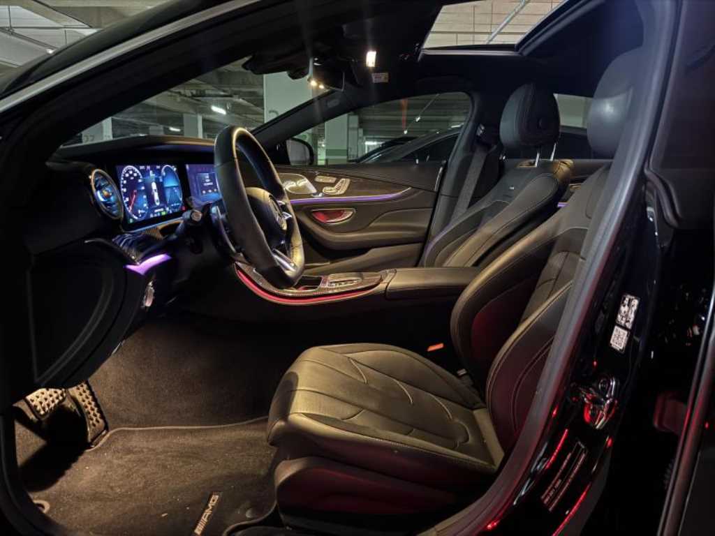 Mercedes Benz CLS Class - Vista 8