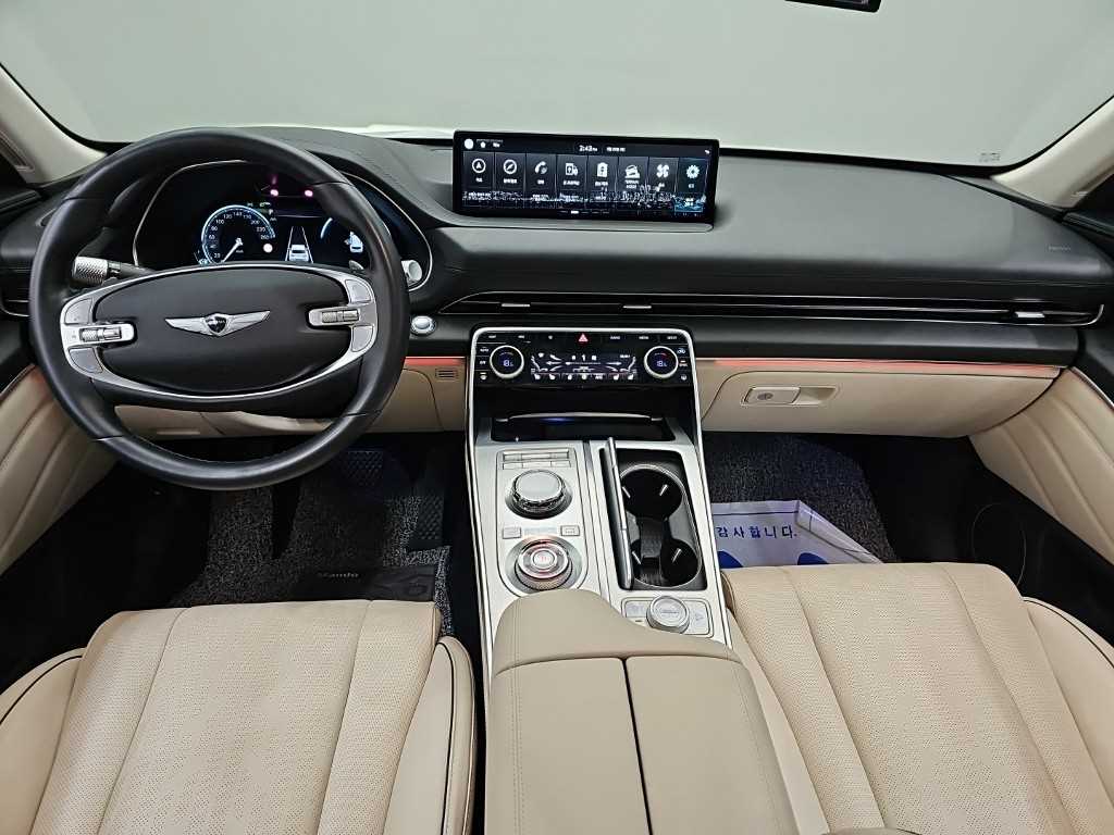 Genesis GV80 - Vista 7