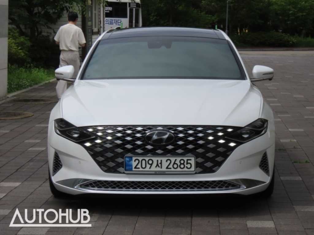 HYUNDAI Grandeur 2022 Blanco - Importación desde Corea - HF Imports Iquique - Foto 1