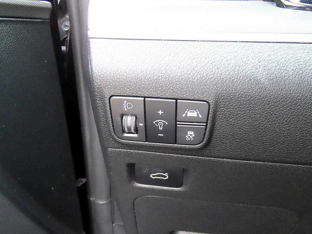 KIA K5 - Vista 12