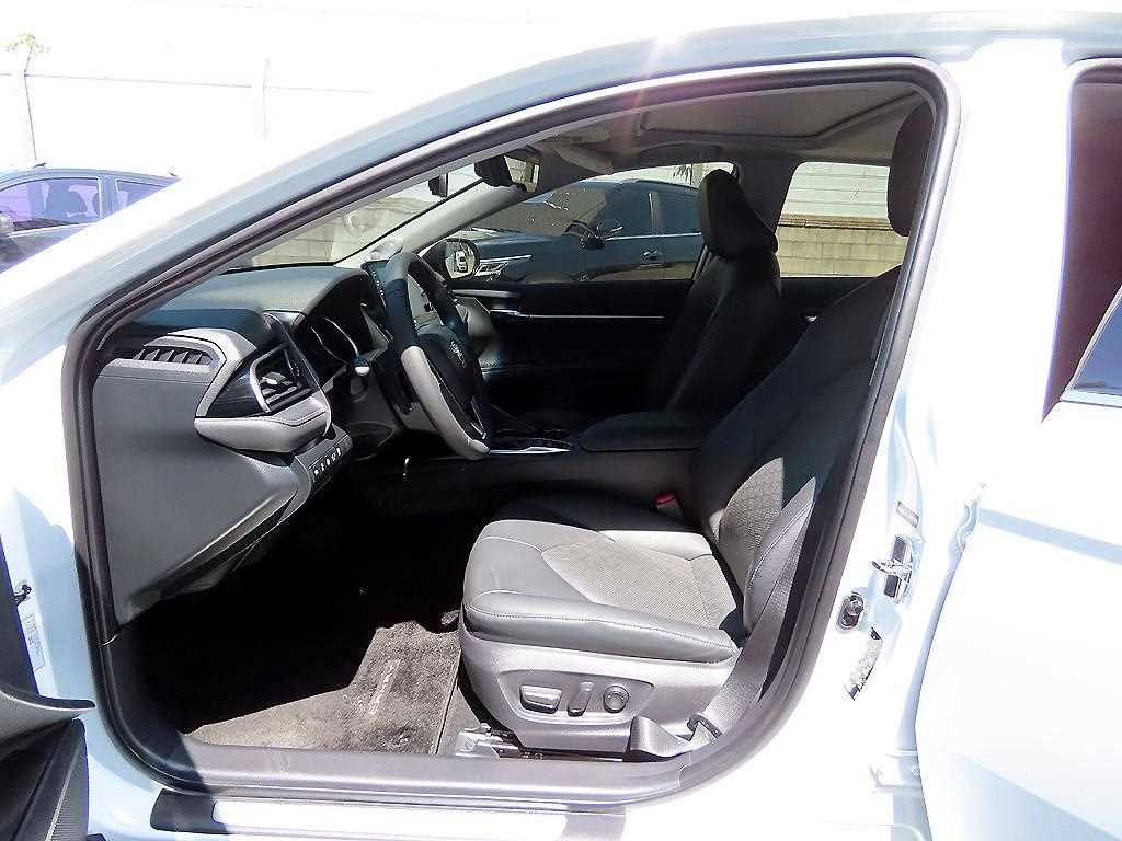 Toyota Camry - Vista 5