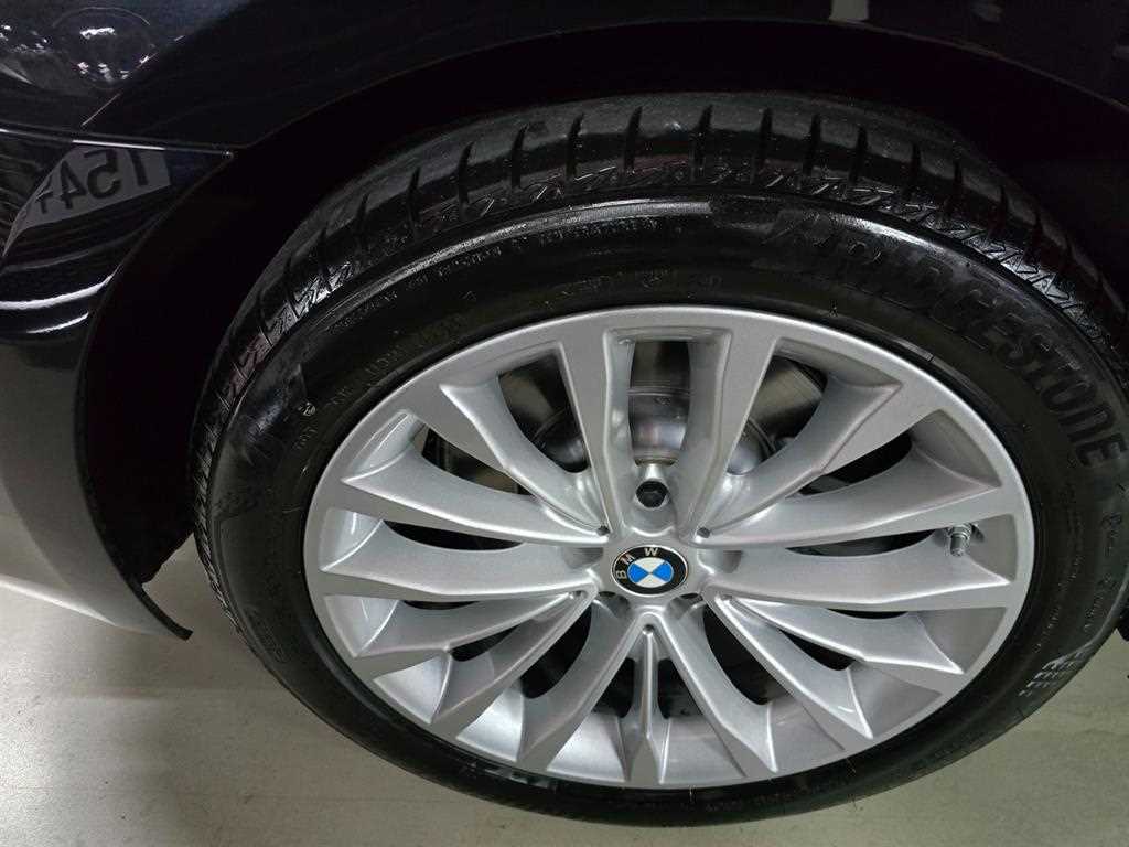 BMW 5 Series 2023 Negro - Importación desde Corea - HF Imports Iquique - Foto 16