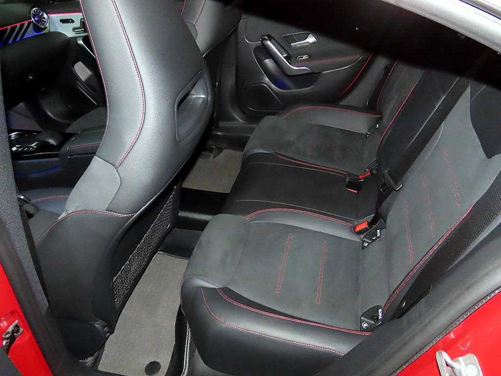 Mercedes Benz CLA Class - Vista 7
