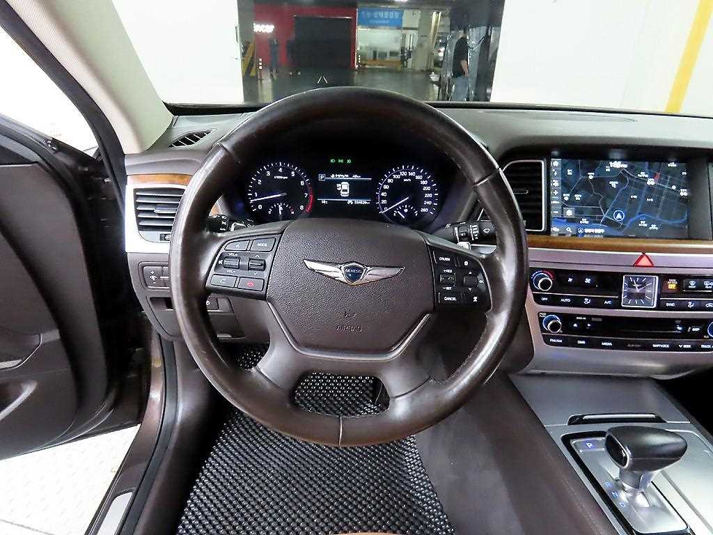 Genesis G80 - Vista 9
