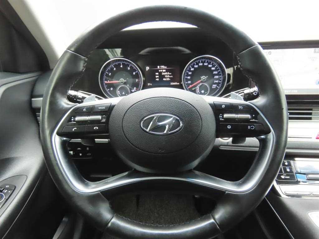 HYUNDAI Grandeur - Vista 11