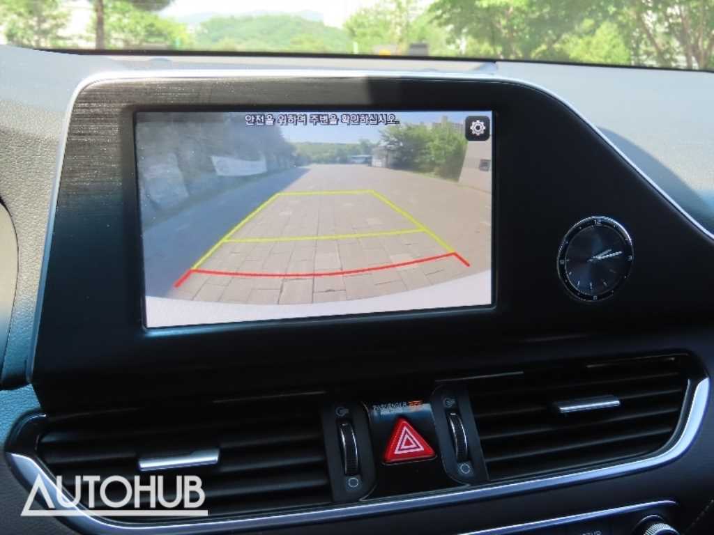 HYUNDAI Grandeur - Vista 10