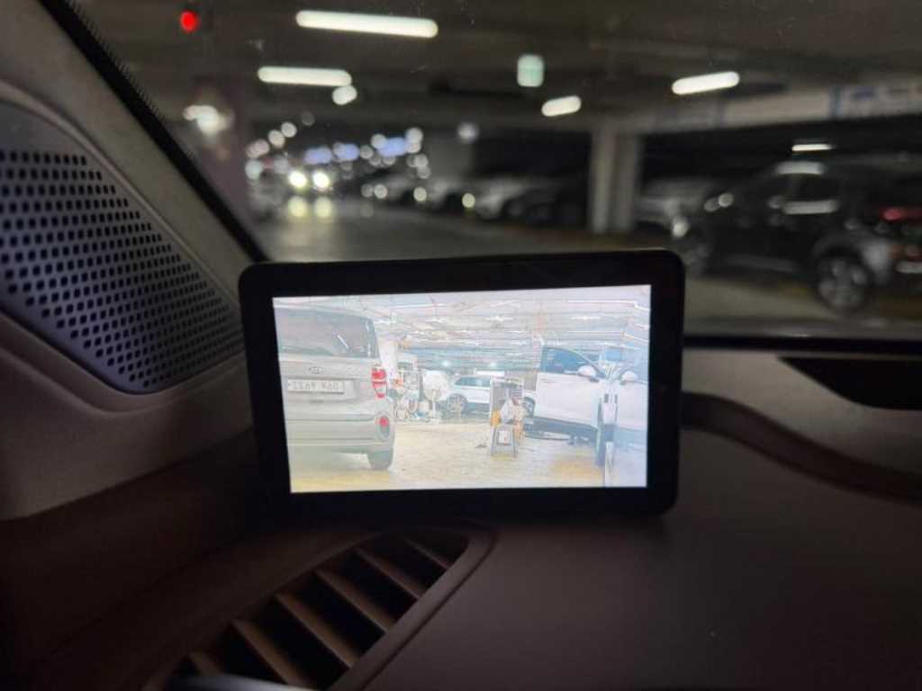 HYUNDAI IONIQ 9 - Vista 11