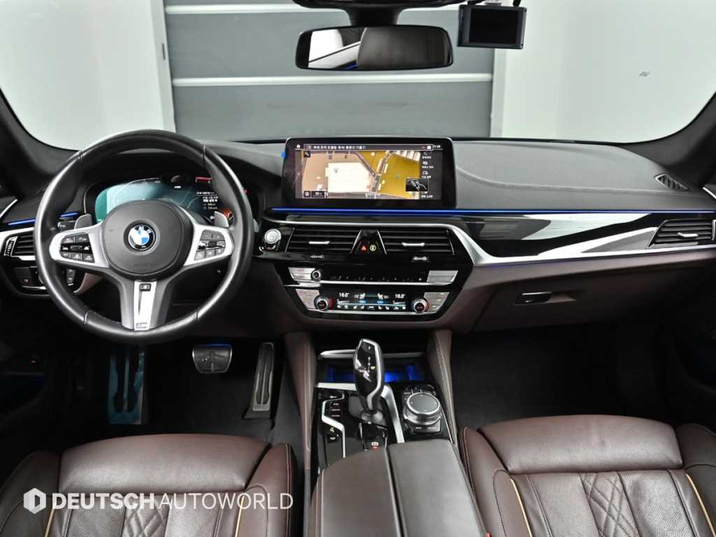 BMW 5 Series - Vista 8