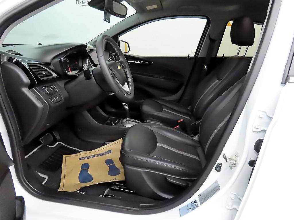 Chevrolet Spark - Vista 5