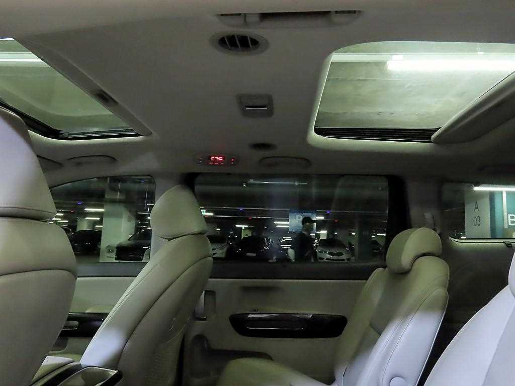 KIA Carnival 2015 Negro - Importación desde Corea - HF Imports Iquique - Foto 16