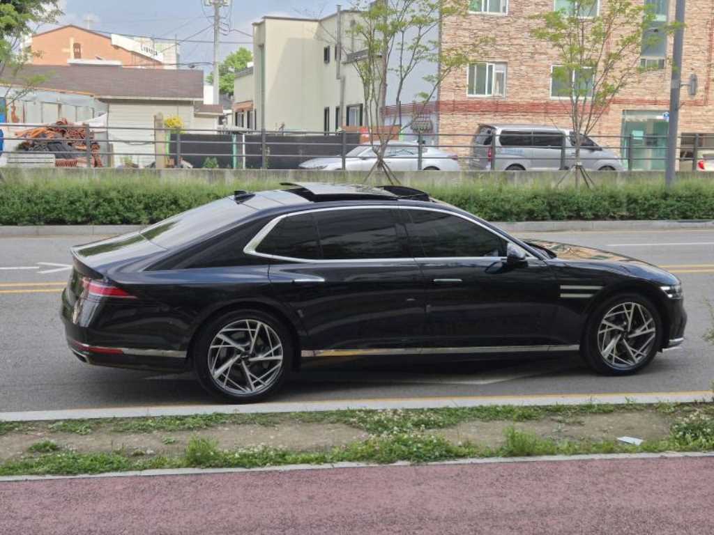 Genesis G90 - Vista 5