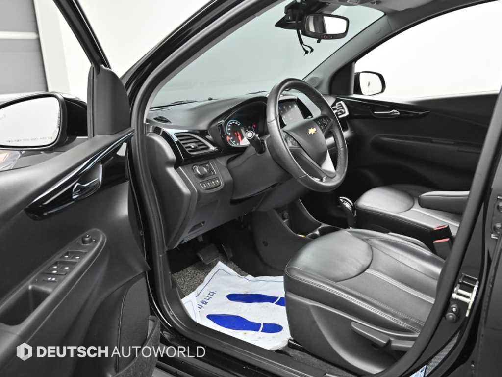 Chevrolet Spark - Vista 11