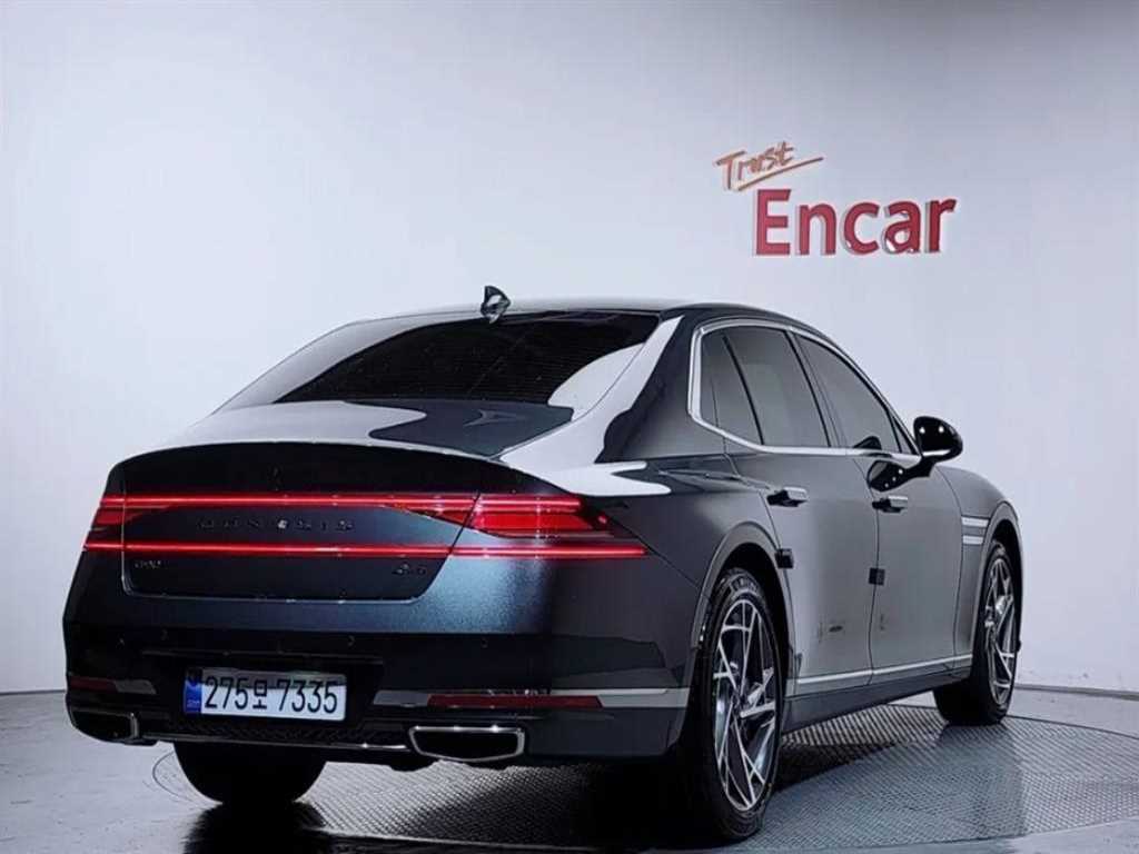 Genesis G90 - Vista 2