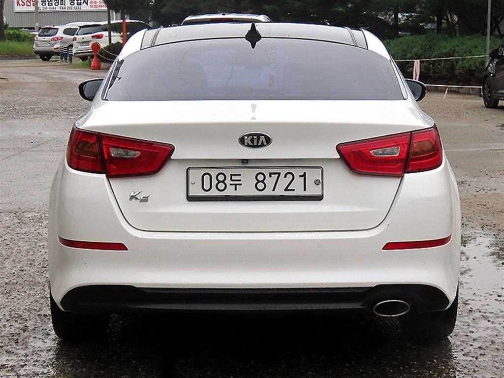 KIA K5 - Vista 4
