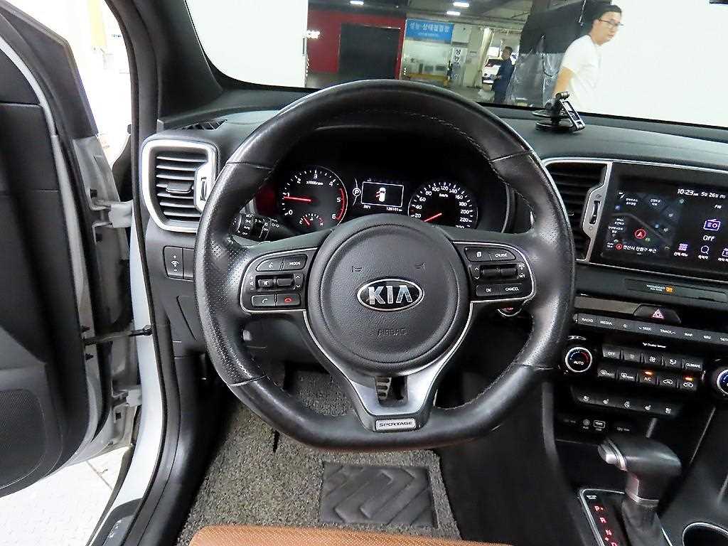 KIA Sportage - Vista 9