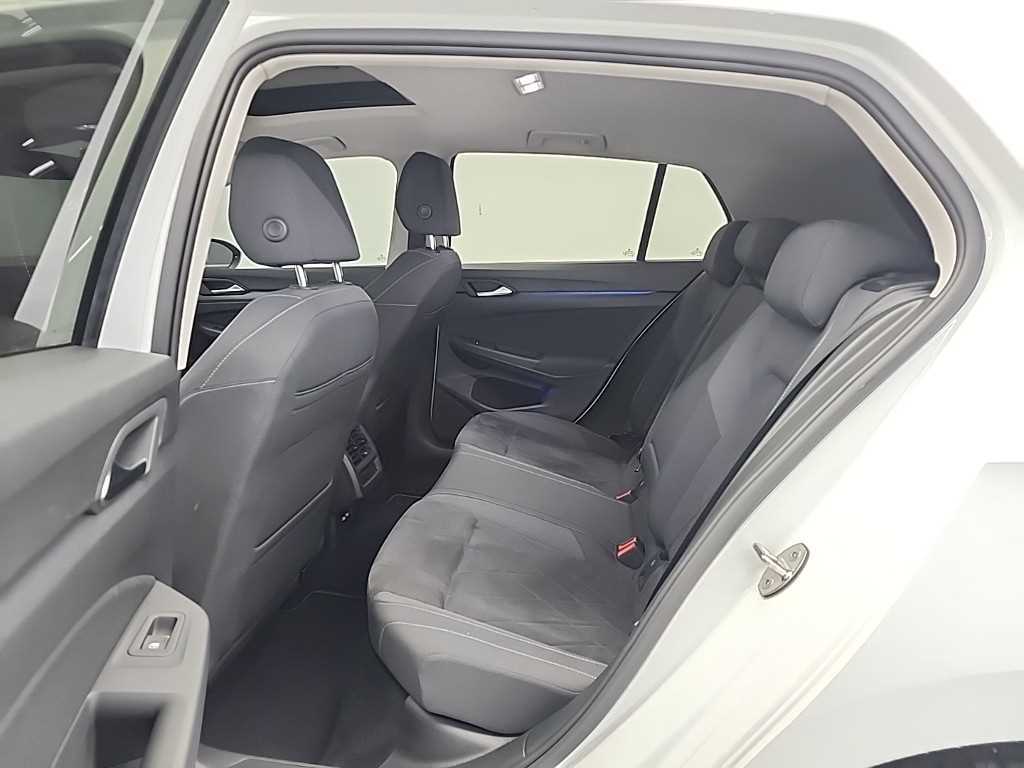 Volkswagen Golf - Vista 12