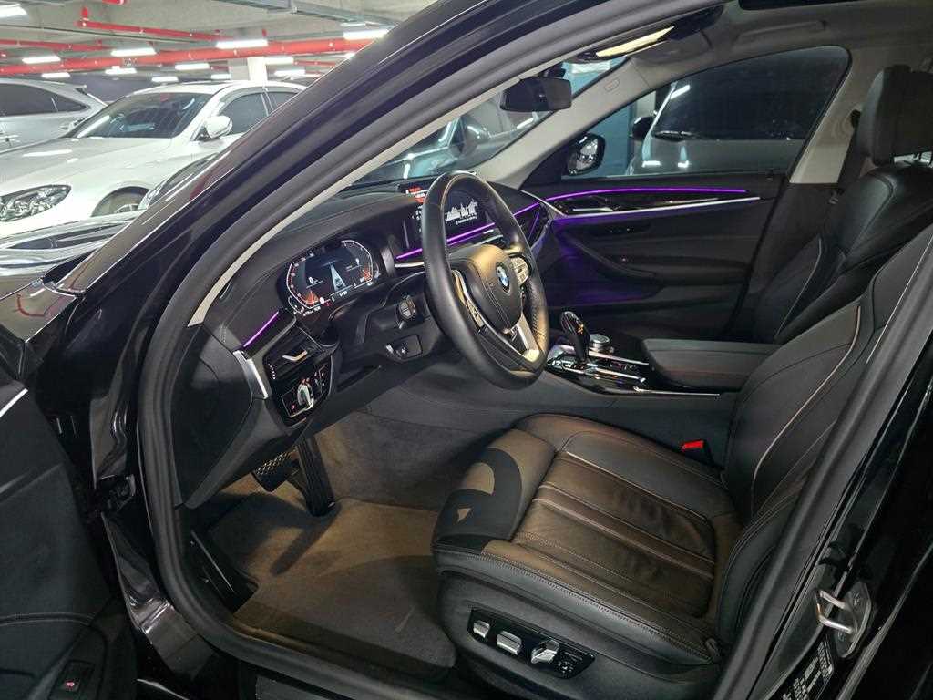 BMW 5 Series - Vista 7