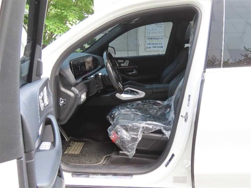 Mercedes Benz GLS Class - Vista 12