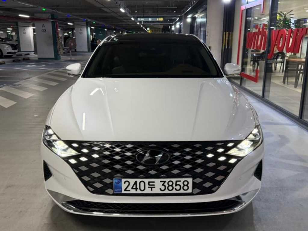 HYUNDAI Grandeur - Vista 2