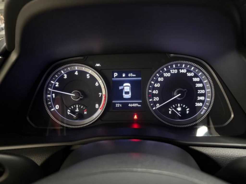 HYUNDAI Sonata - Vista 9
