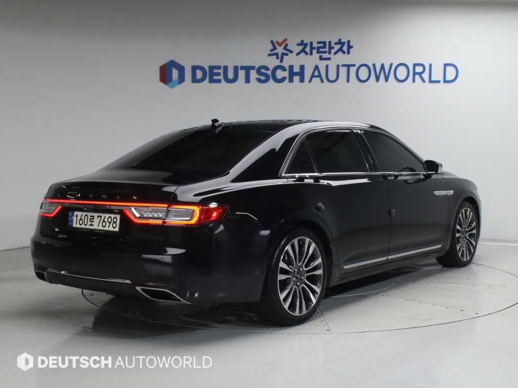 Lincoln Continental - Vista 2