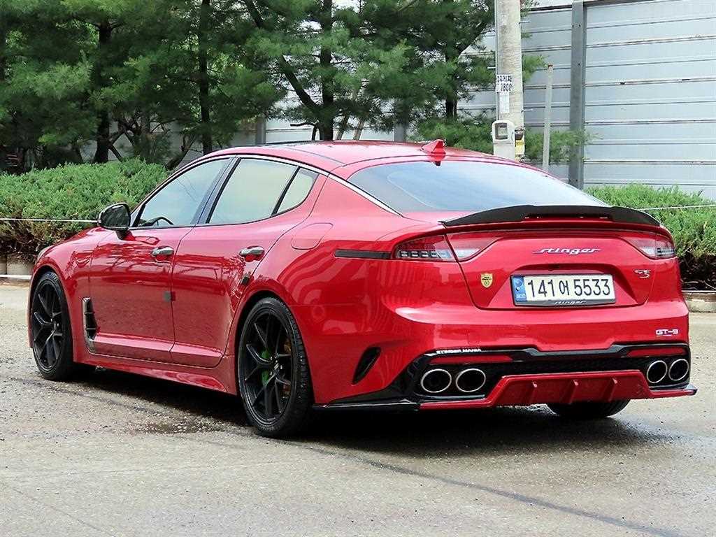 KIA Stinger - Vista 3