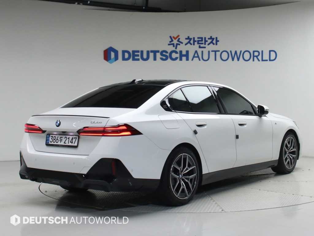 BMW 5 Series - Vista 4