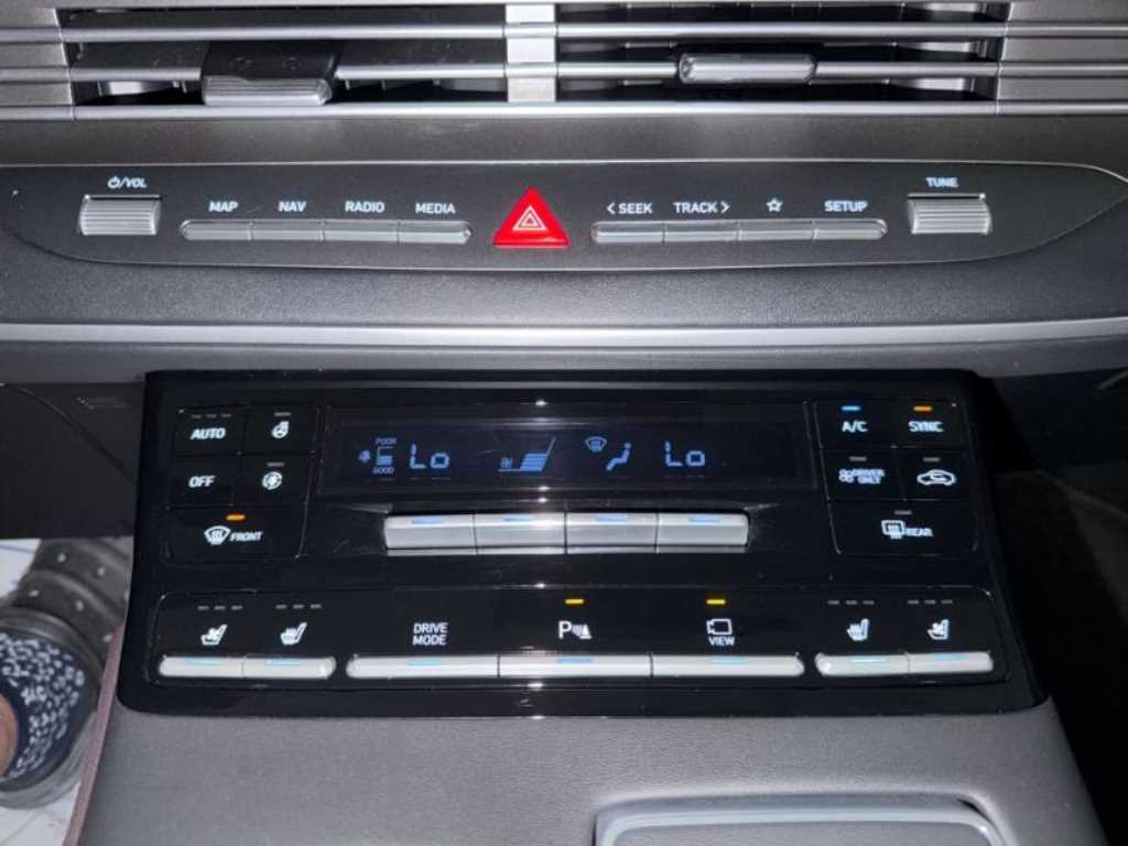 HYUNDAI Grandeur - Vista 11
