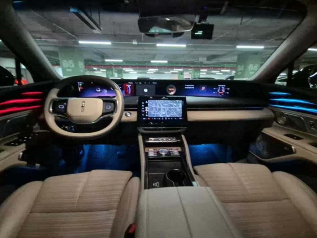 Lincoln Nautilus - Vista 10