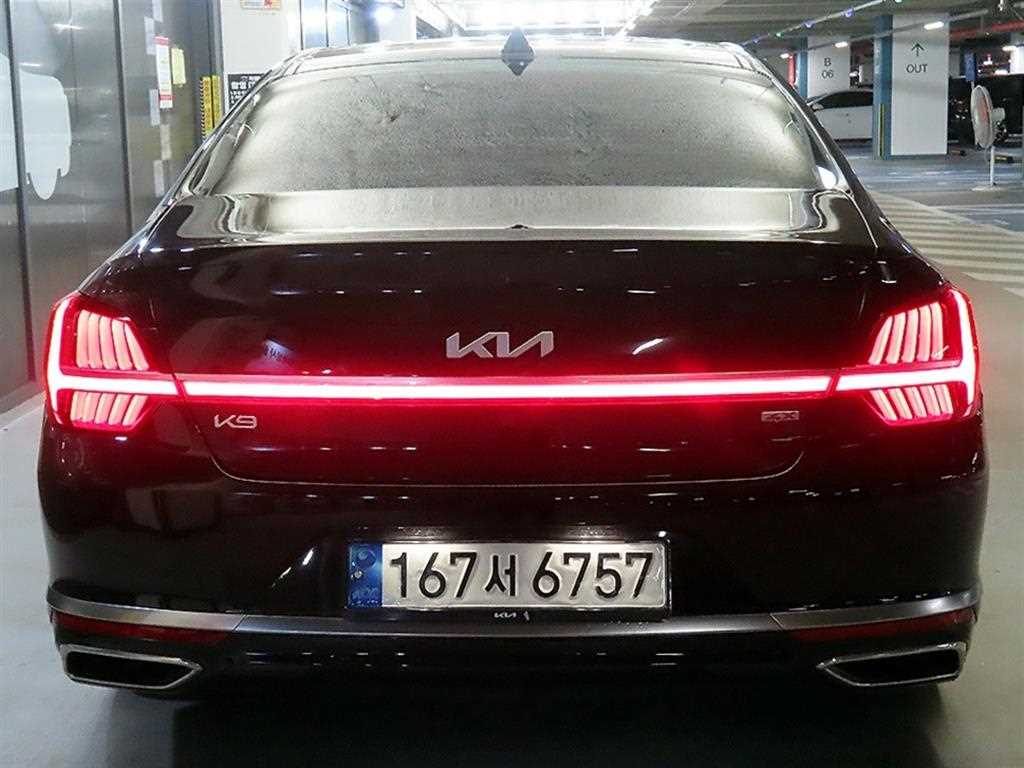KIA K9 - Vista 5