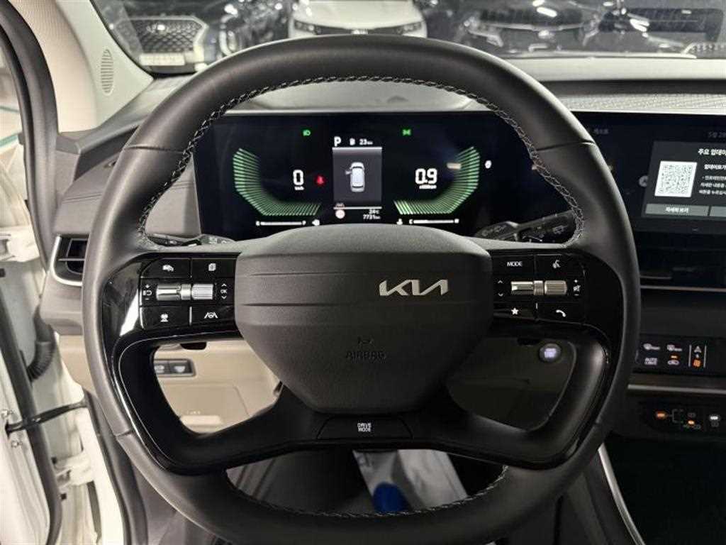 KIA Carnival - Vista 9