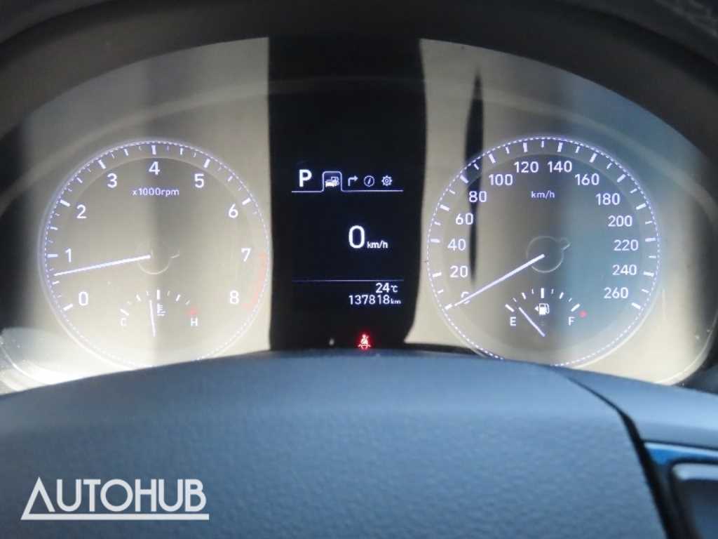 HYUNDAI Grandeur - Vista 6