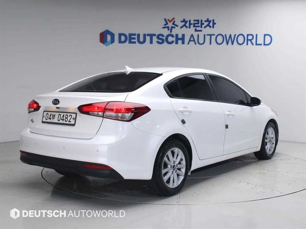KIA K3 - Vista 2