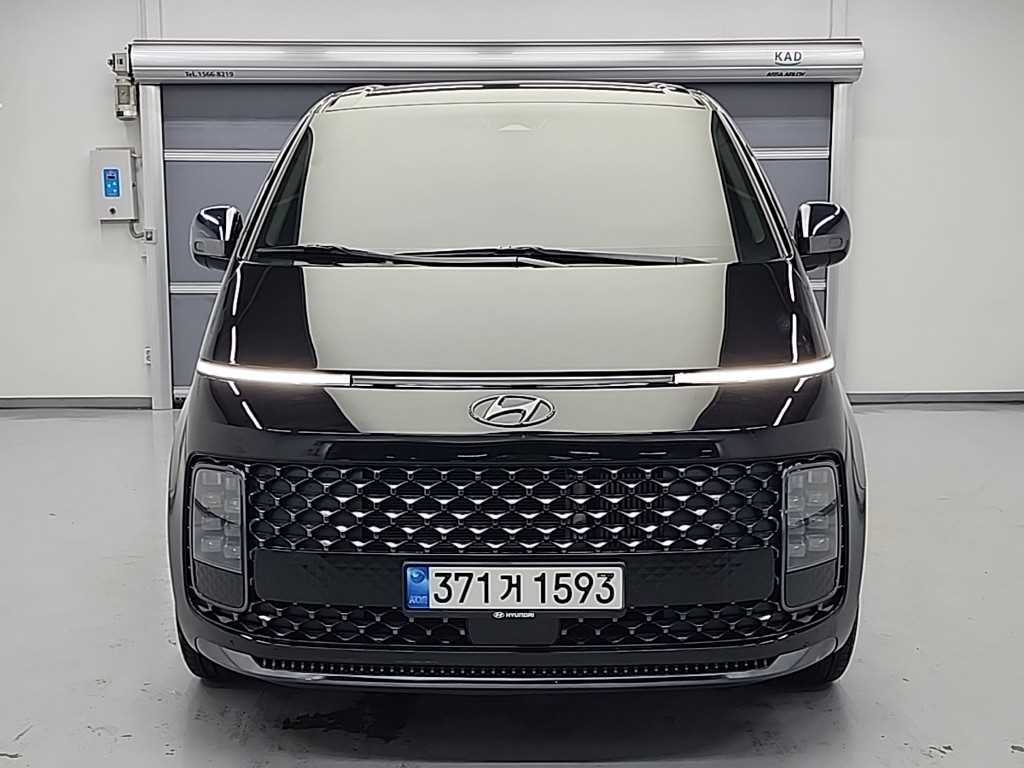 HYUNDAI Staria - Vista 2