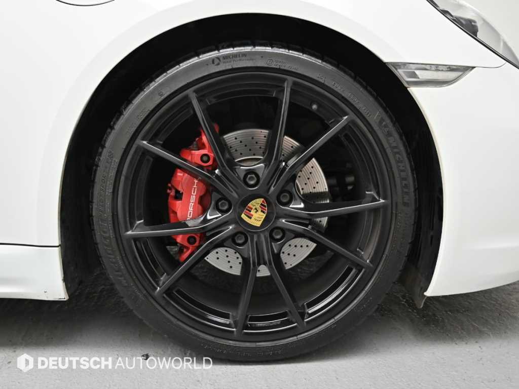 Porsche 718 - Vista 5